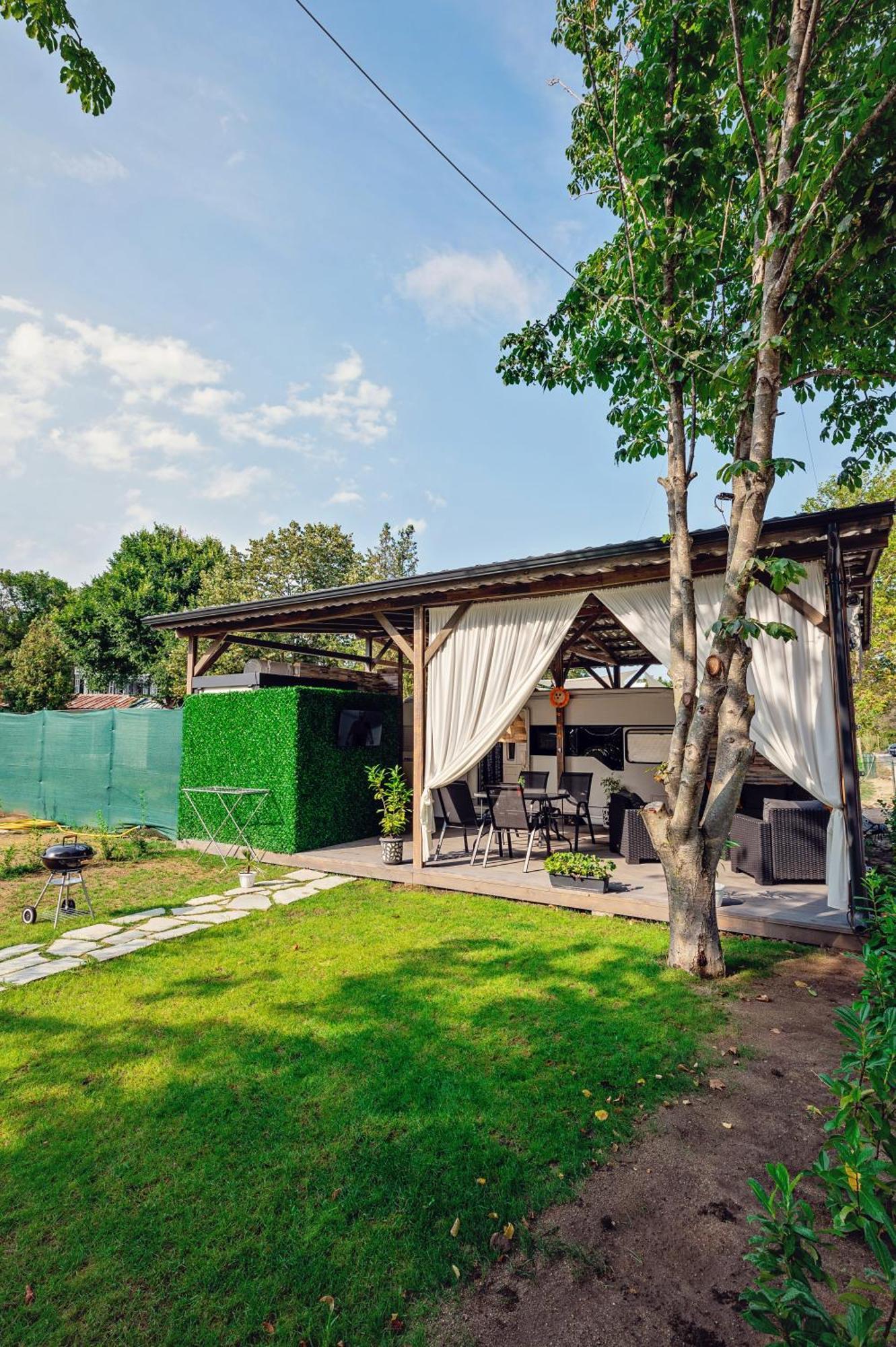 Каравани Avi Iris Фичоза Hotel Varna Bagian luar foto